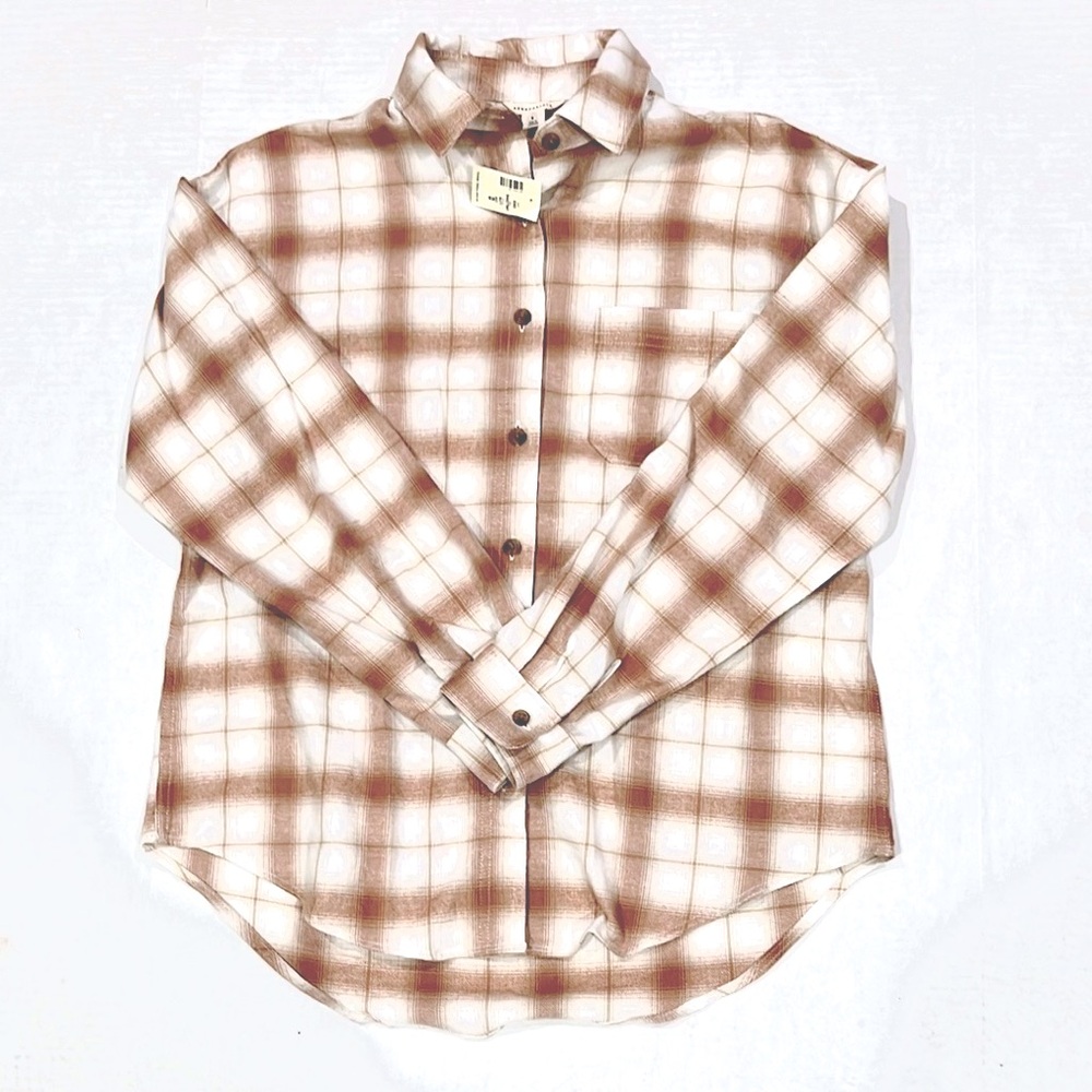 Aeropostale Pale Light Brown and White Casual Button Down Shirt.  SIZE S